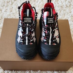 Burberry Womens Black/White/Red Ankle Rain Boots